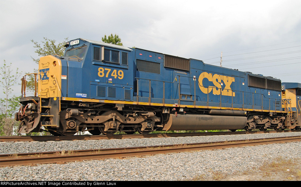 CSX 8749